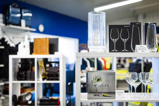 Mässmonter med rollup och eventvägg från 4Sign, redo för event.