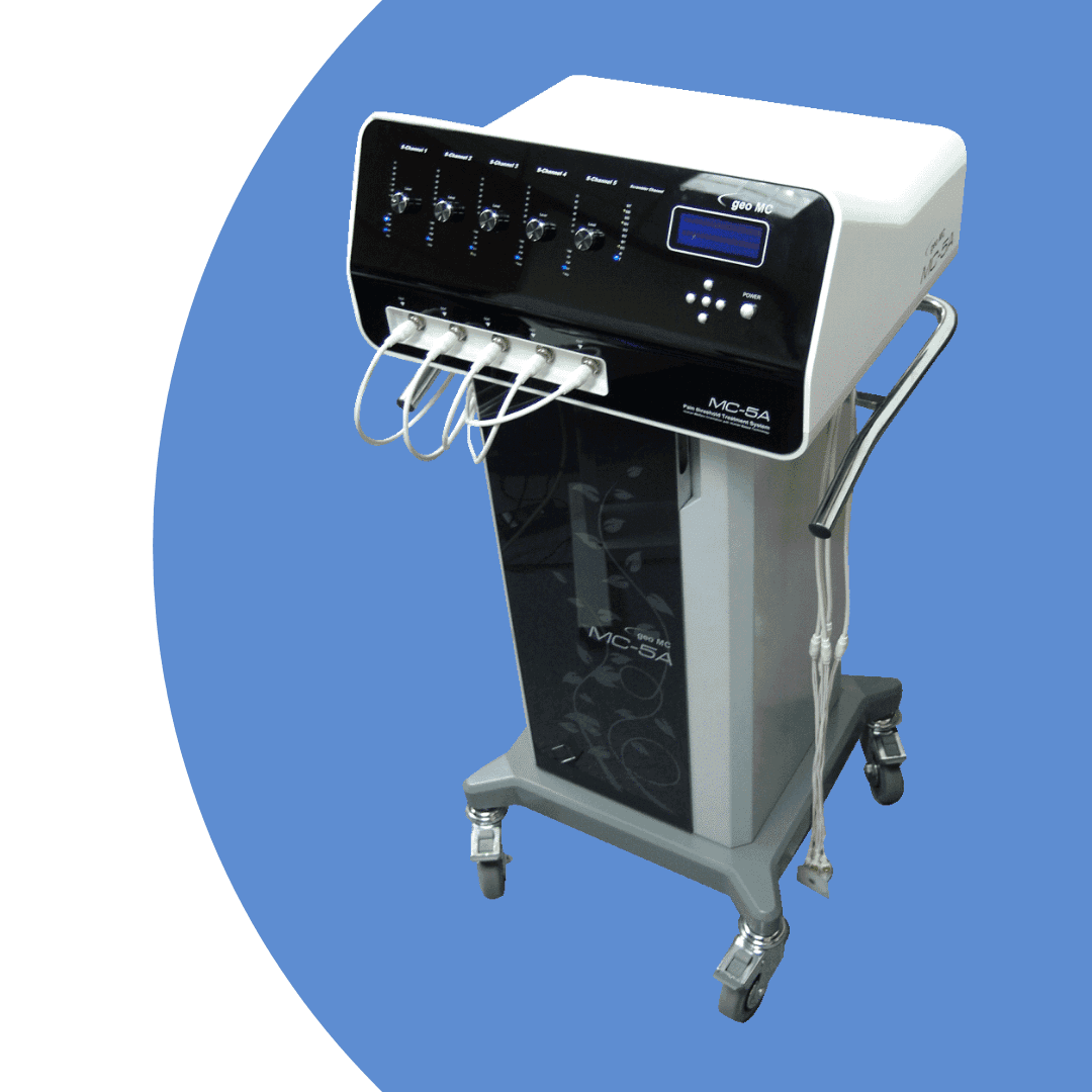 Calmare Scrambler Therapy image of the machine with a blue background