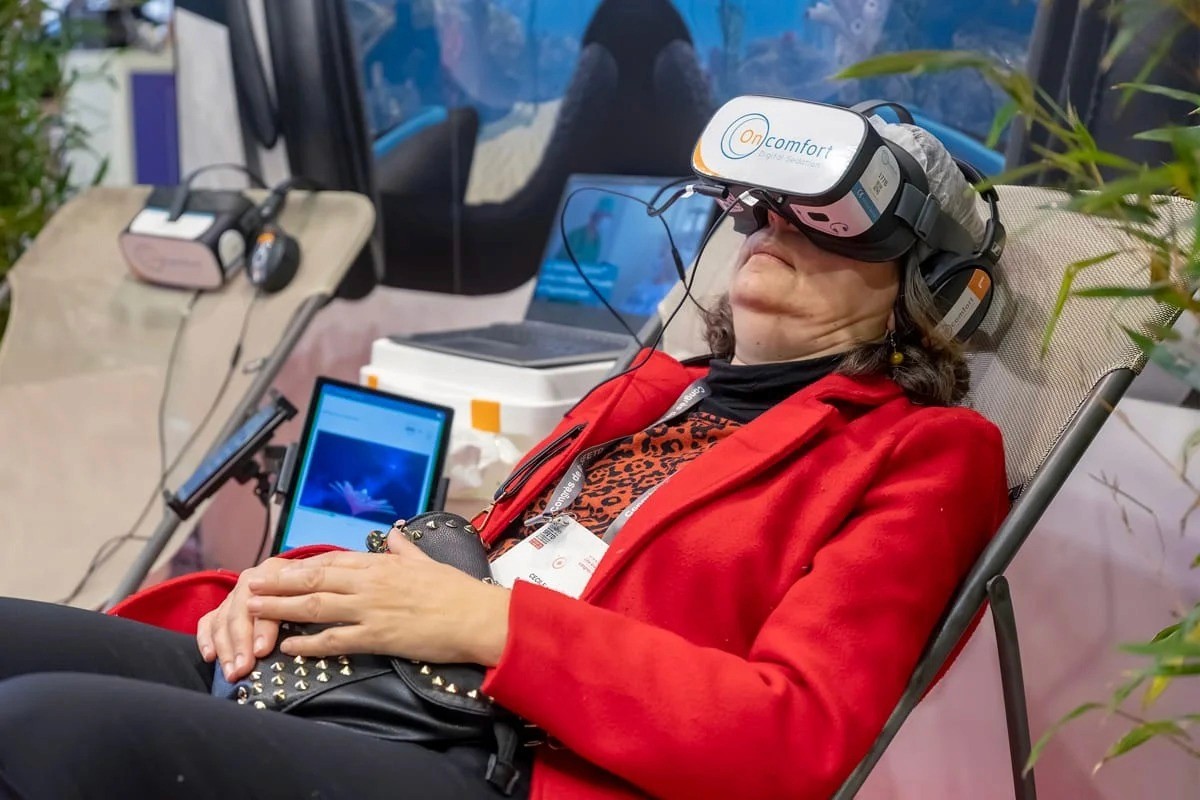 Animation réalité virtuelle lors d’un événement d’entreprise — photographie événementielle Lille | Anteale Yann Manac'h