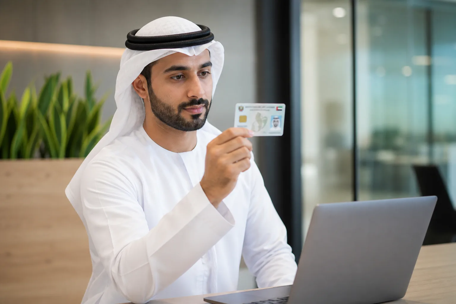 How to Launch a Successful eCommerce Business in Dubai 2025
