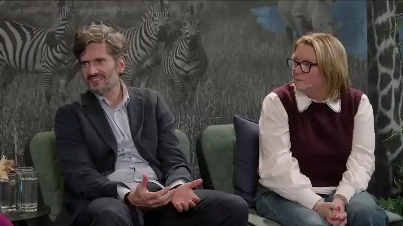 Guest speakers in discussion during a live streamed session at the Bupa strategy cascade event.