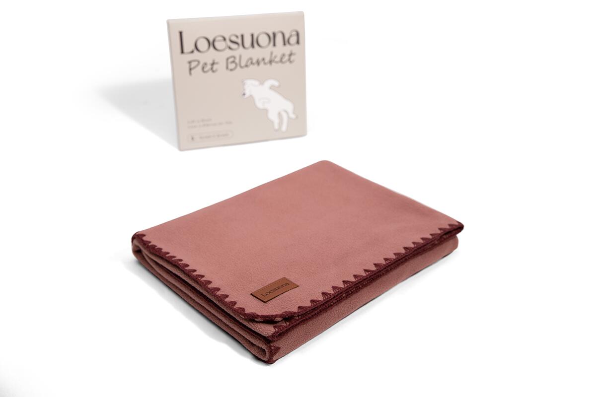 folded pet blanket product photography by Lefty Studio
