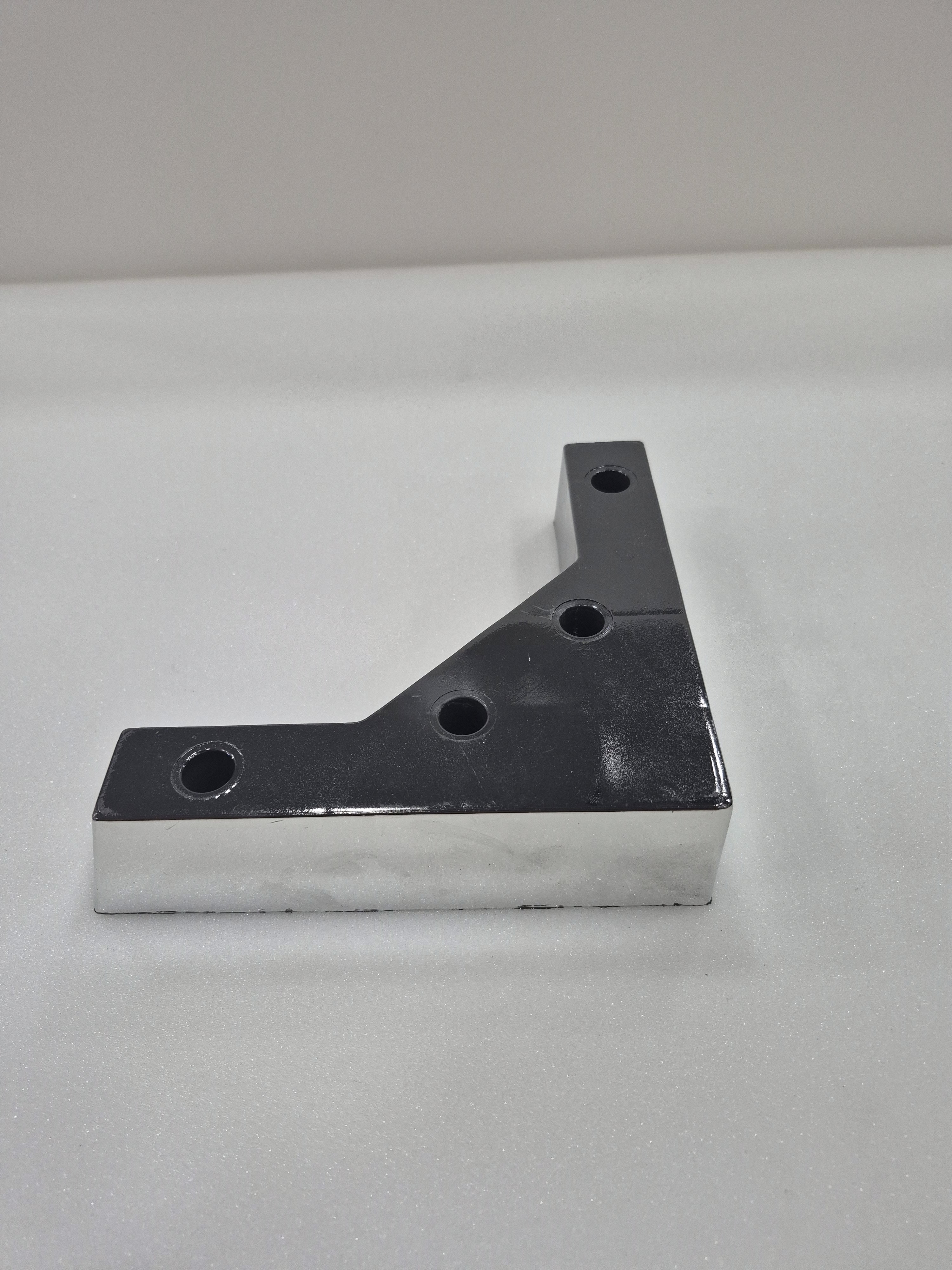 Kit 4 Pés Cantoneiras de Plástico Cromado 5 cm