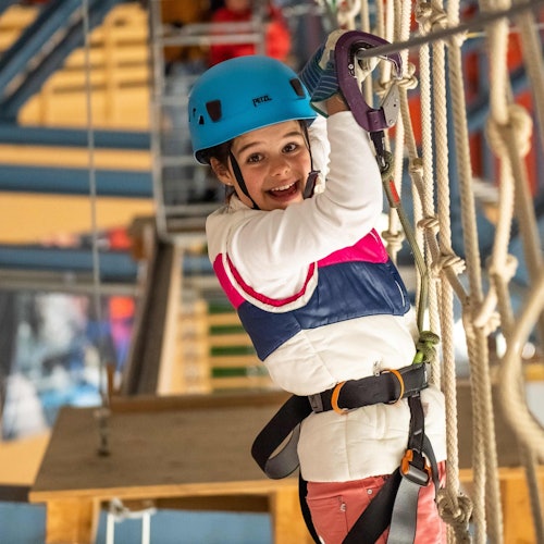室内绳索公园格林德瓦