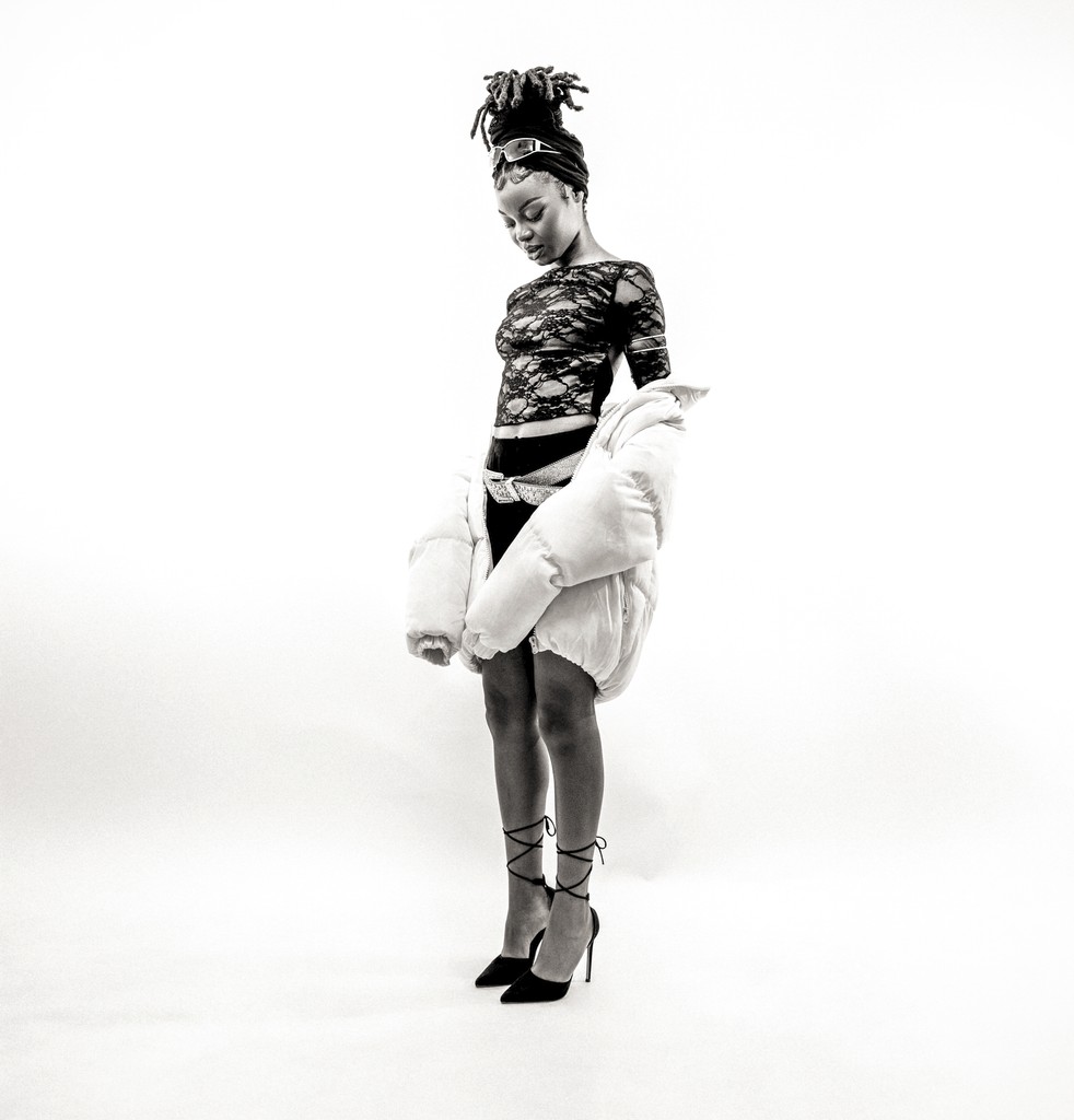 Rituel photographique — portrait artistique — confiance en soi — estime de soi — image de soi — fragment photographique — relique intime Maison Elion — photographe Seine-et-Marne 77 — portrait bespoke sur mesure — timeless photography France — photographie de rituel en France — portrait de luxe — image rare et significative