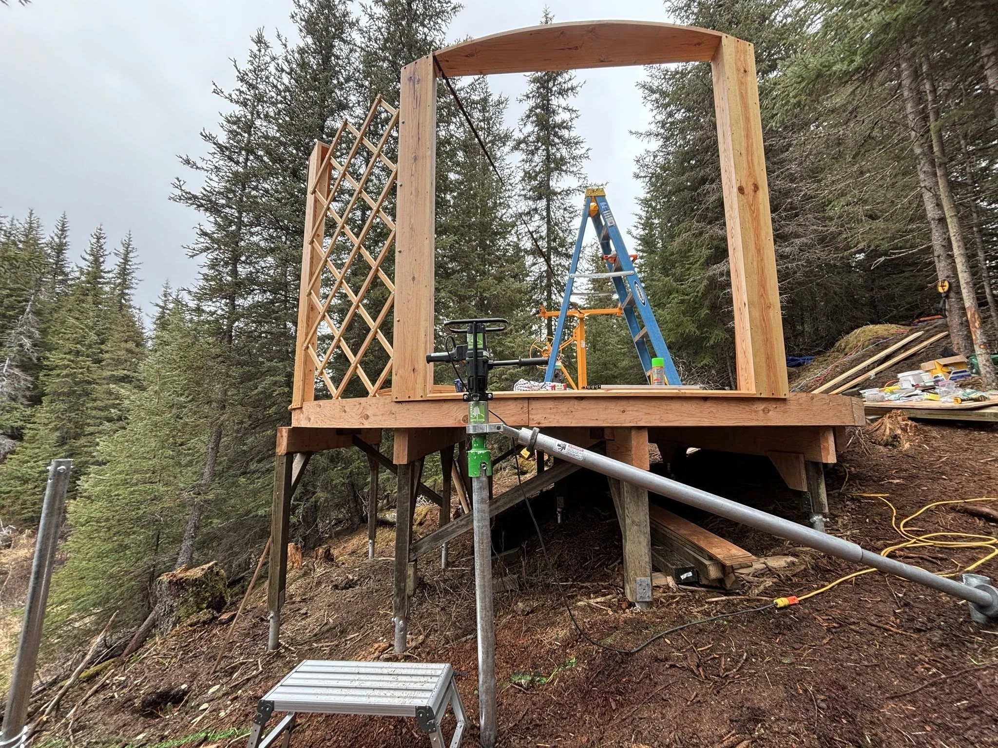 Ultra steep grade cabin foundation in Alaska