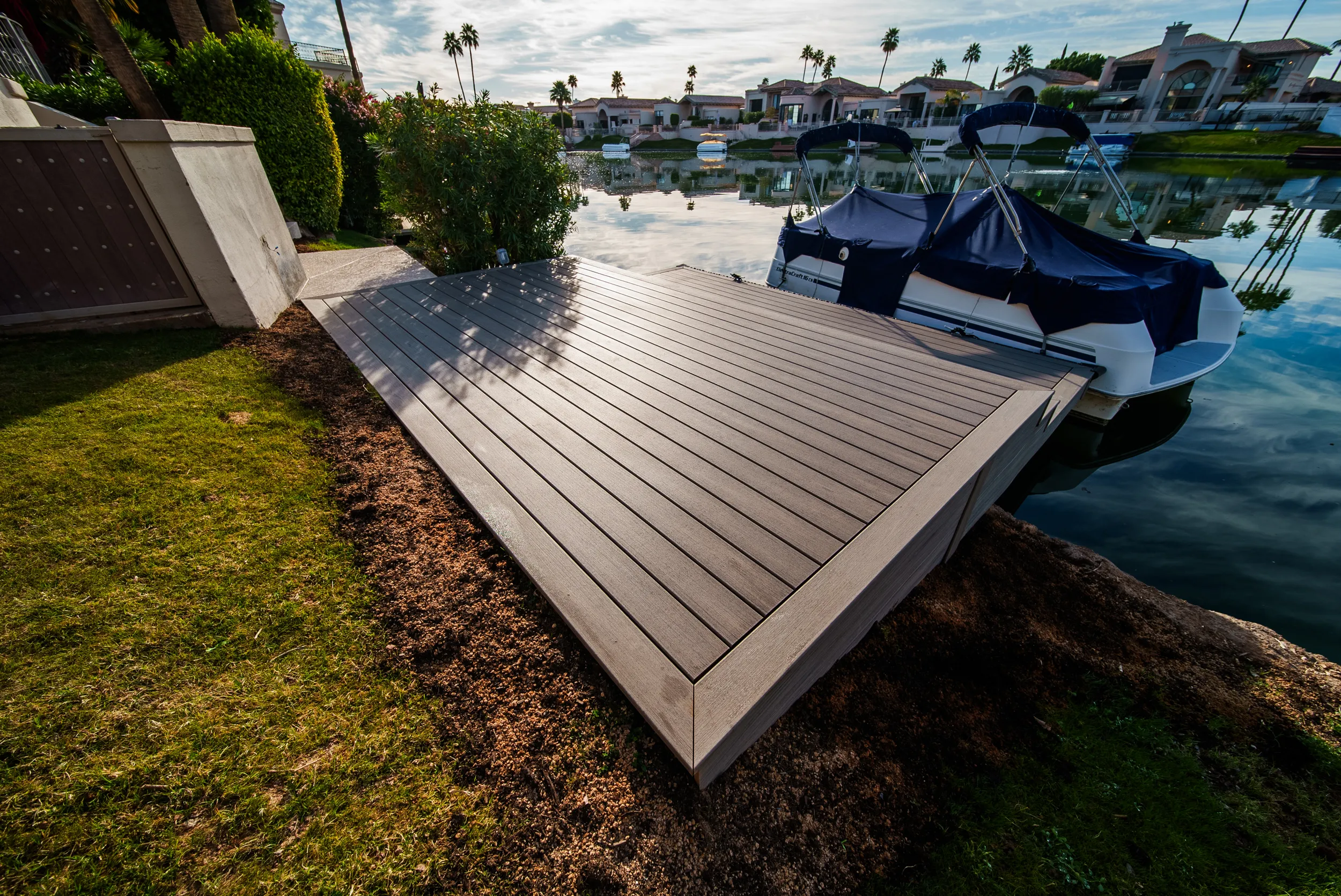 HBC Desks – Dockside Serenity with Trex Transcend Lineage decking