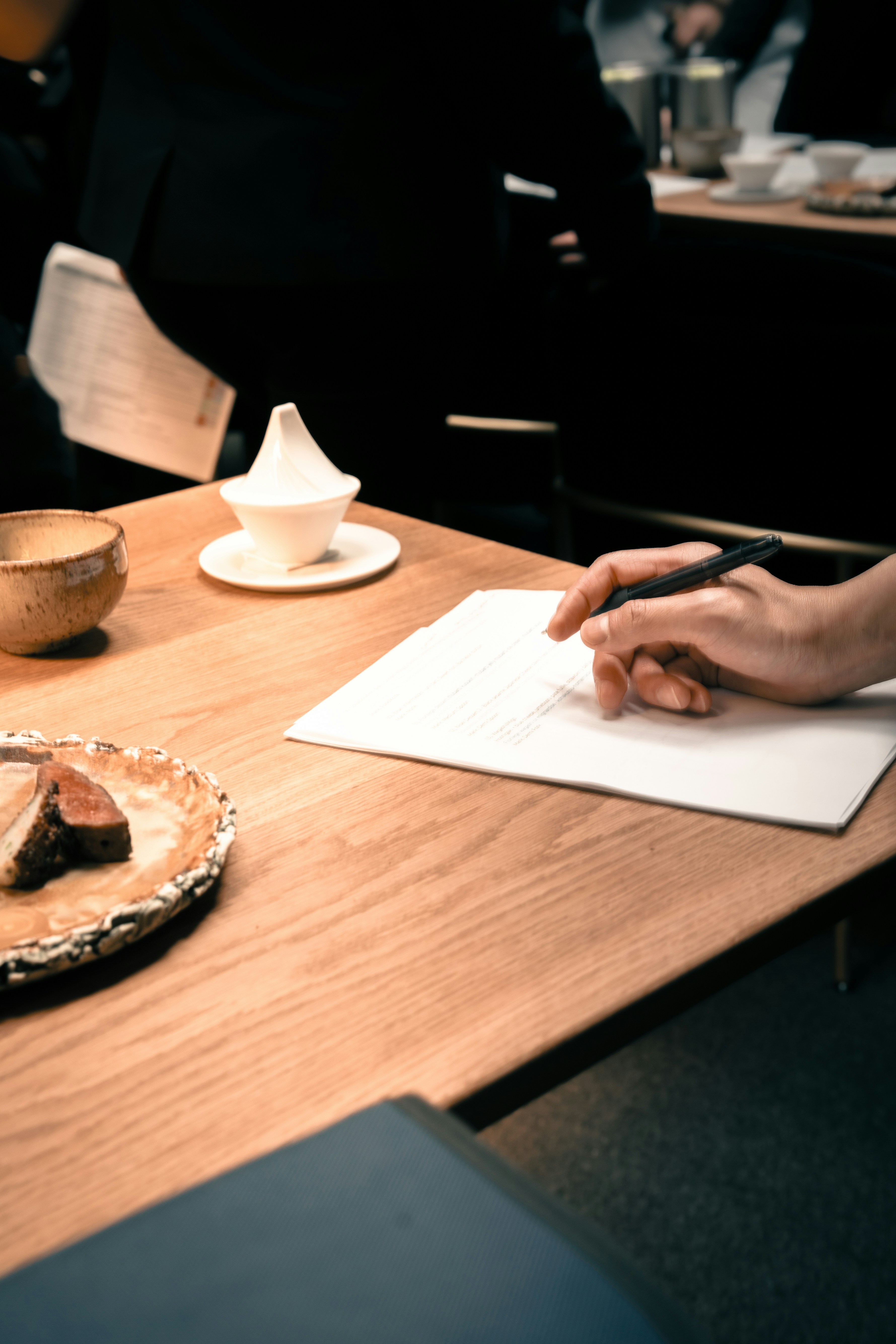 Diagnóstico de restaurante con carta, notas y análisis operativo