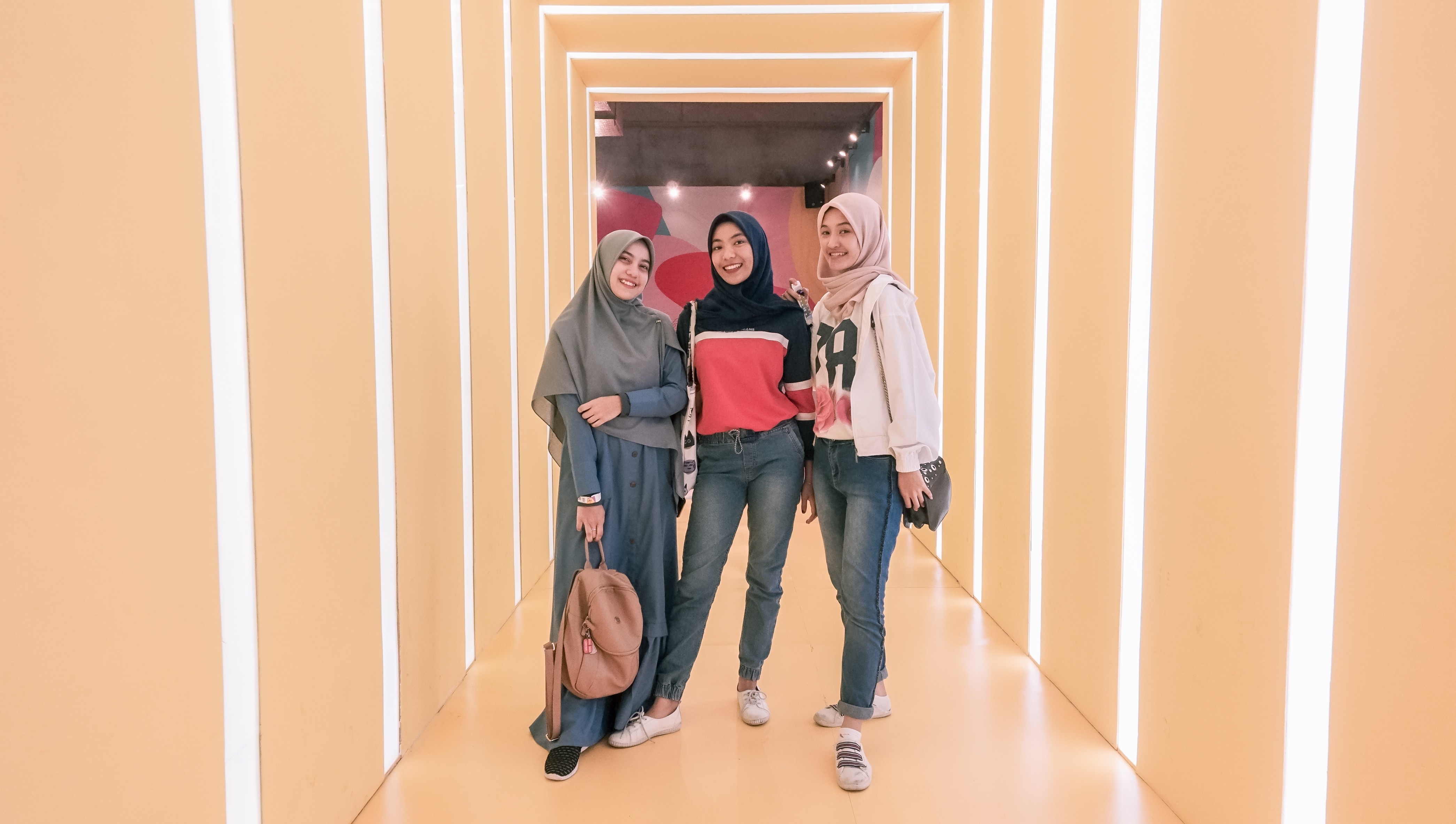 Nisa, Ocha, Azzah at Haluu World Surabaya