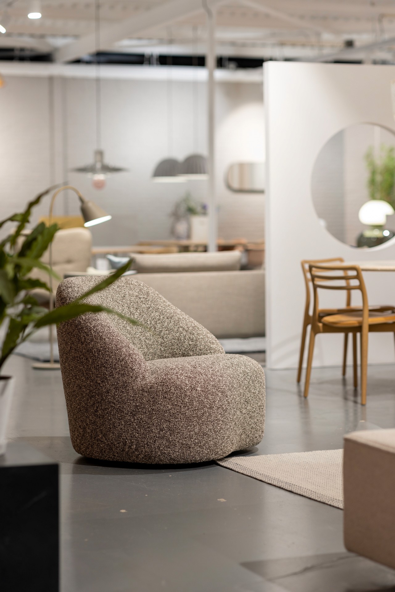 Flow - 20221012 - Social-71_Margas_Fauteuil_AndTradition_Flow_Lab_Rotterdam