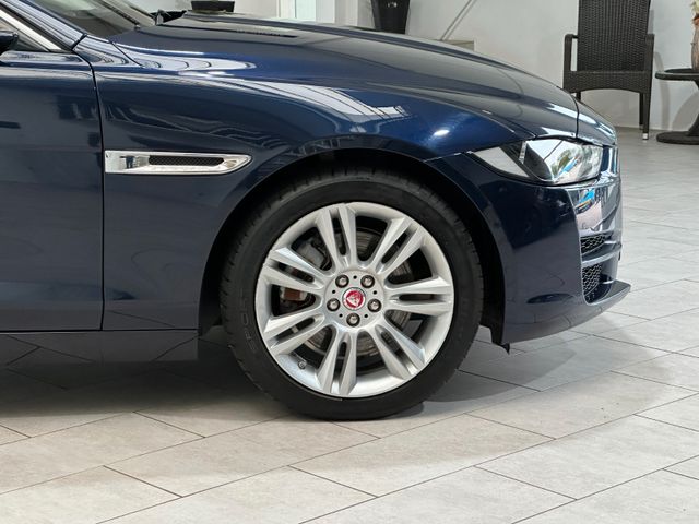 JAGUAR XE 2019 BLUE Gebrauchtwagen - Galeriebild 5
