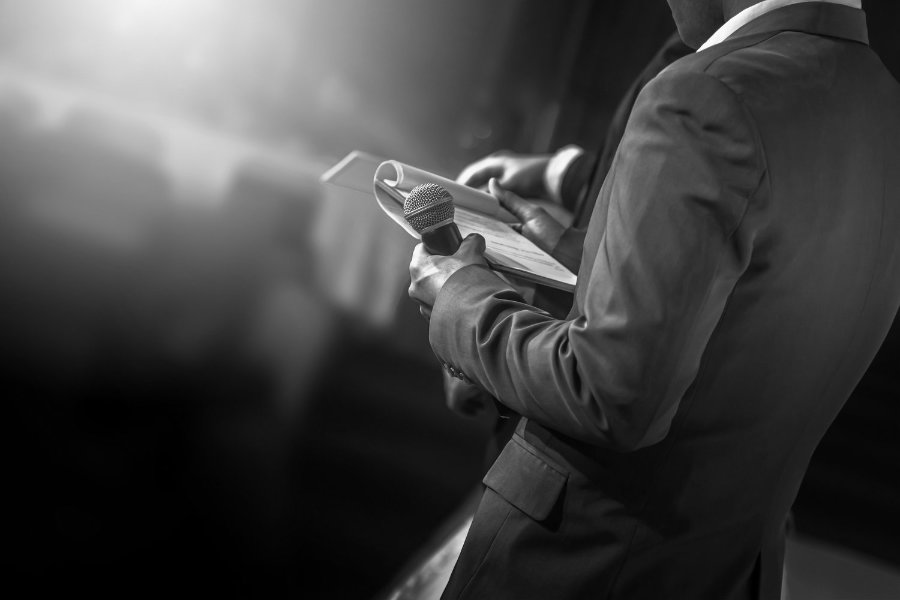 Master of Ceremonies at a wedding in Muskoka