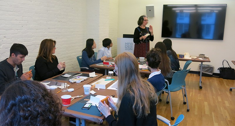 a teacher has a course in a class with students