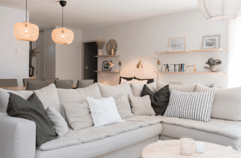 worker on laboratorium