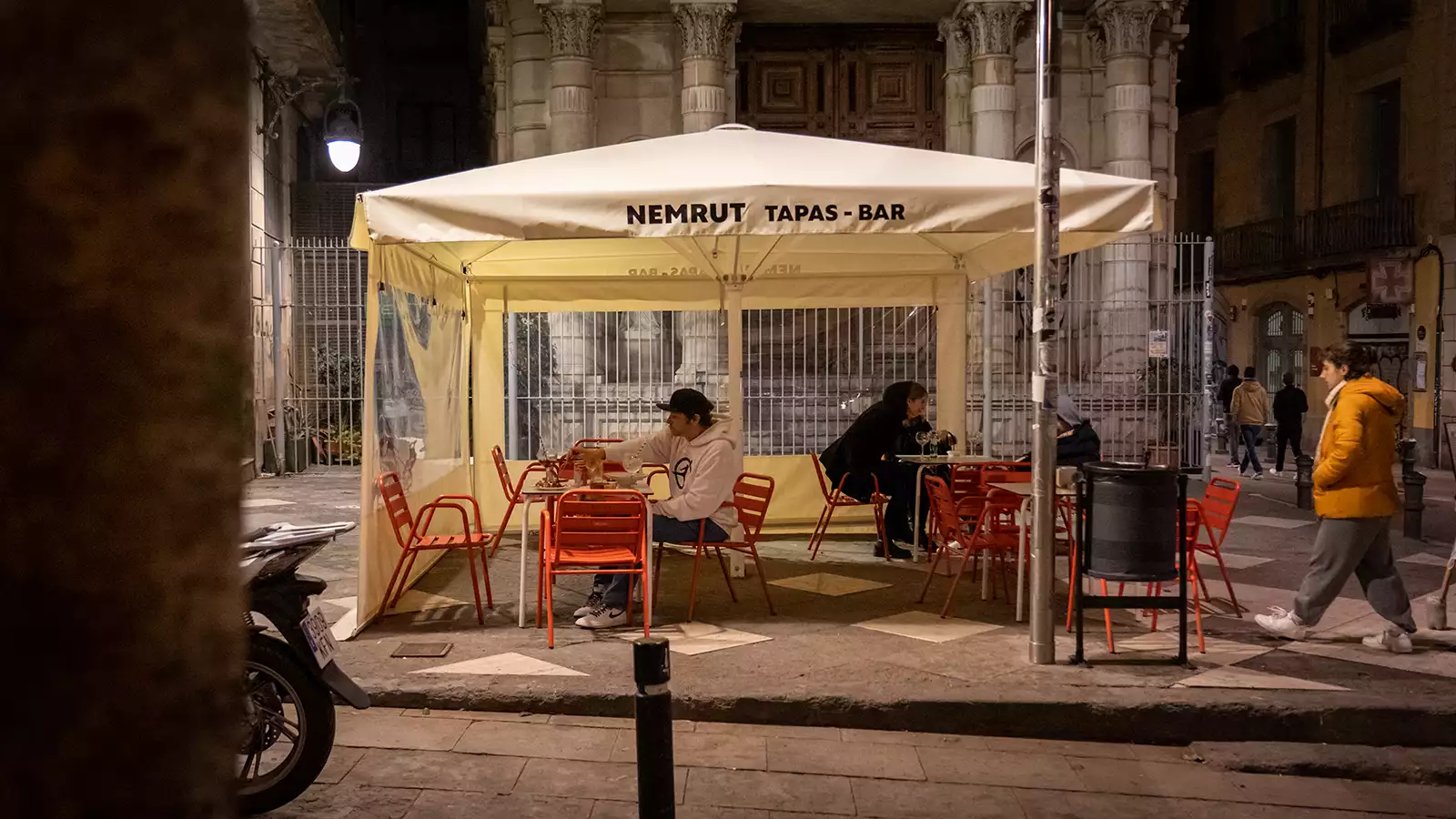 Tag-5-Barcelona-Nemrut-Terrasse