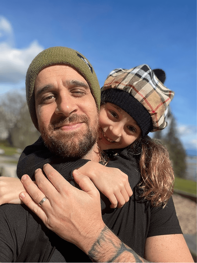 Gustavo and his older daughter.