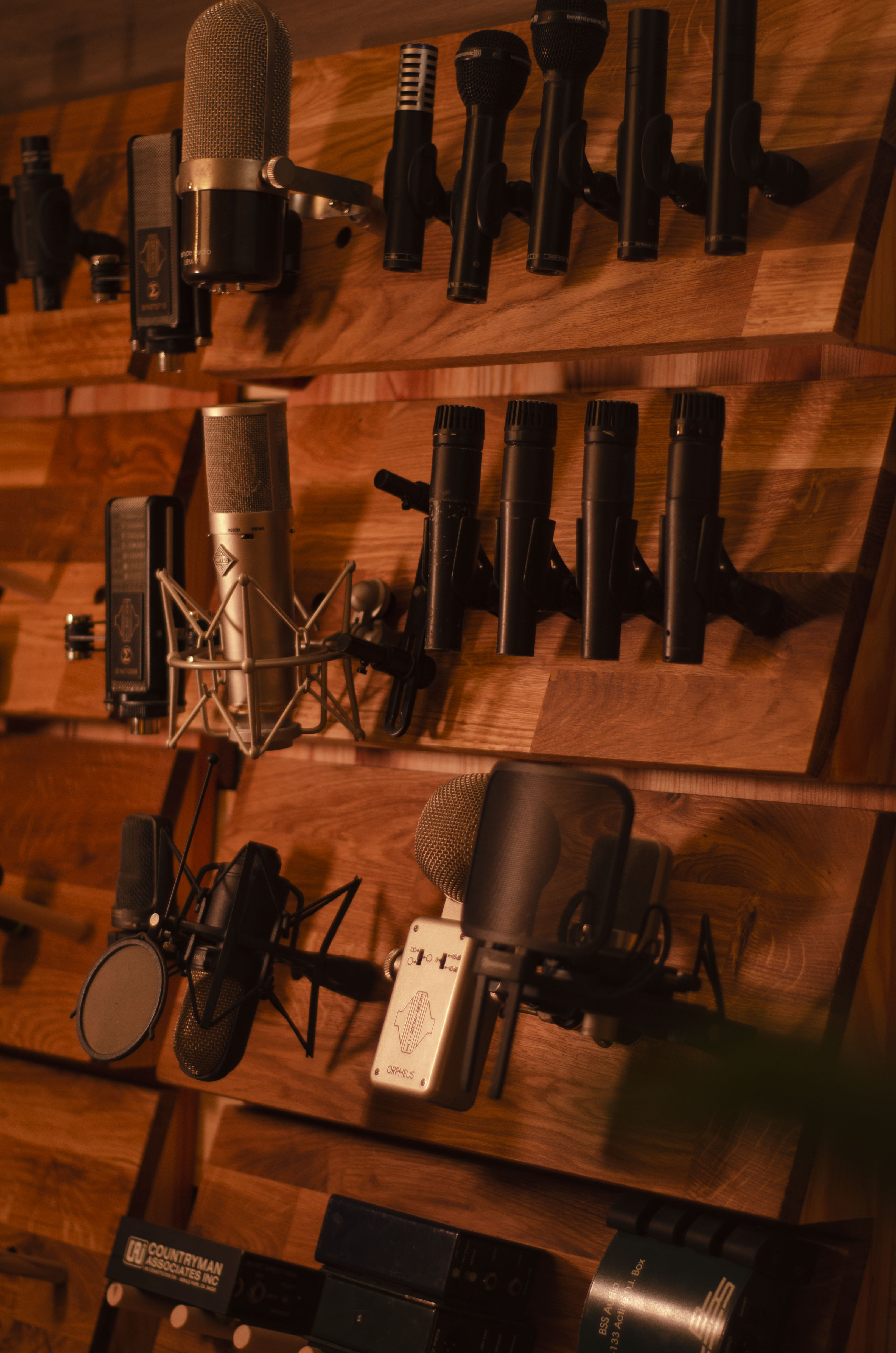 Rack full of gear in studio Ma in Boreaux