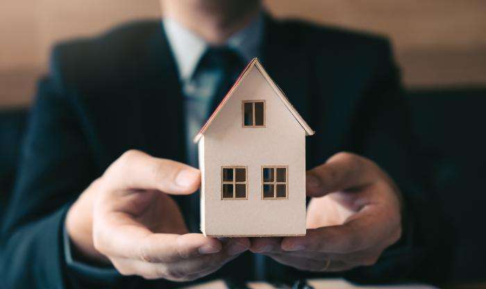 Property Sourcers Effectively Communicate the Benefits of Guaranteed Rent to Landlords