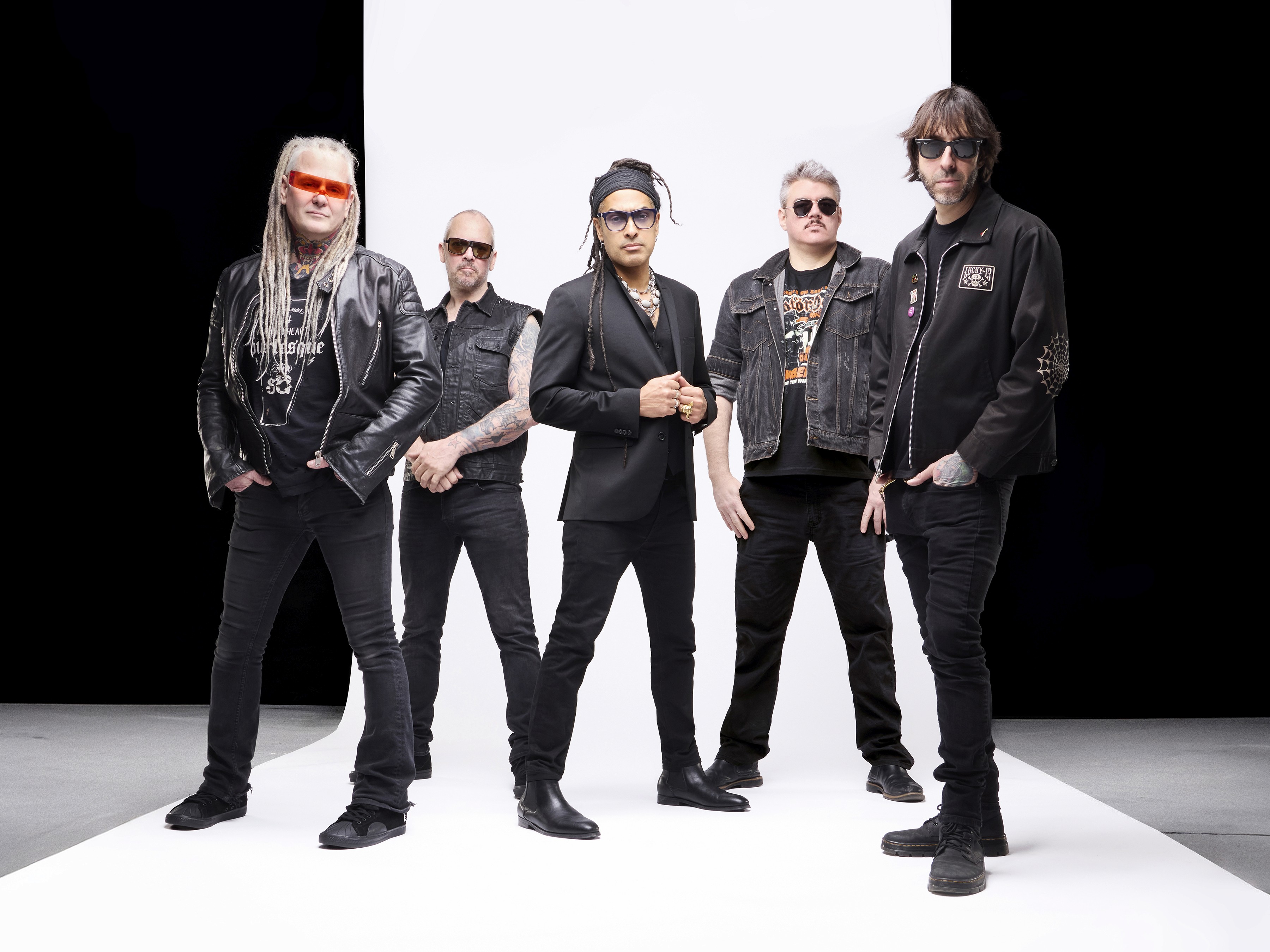  Photo by ©  R.L. Black