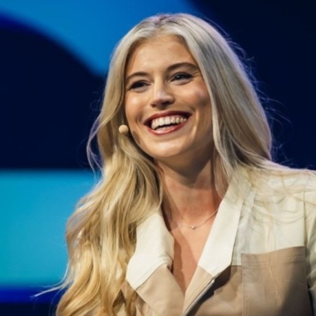 Celine Flores Willers