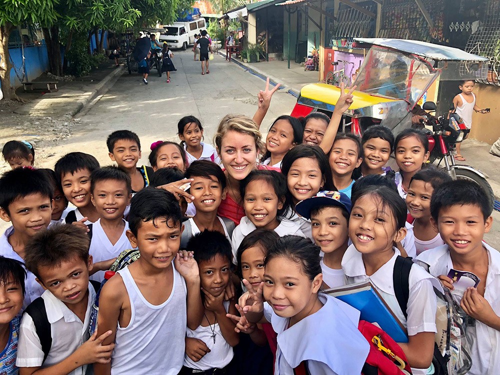 Filipino kids smiling