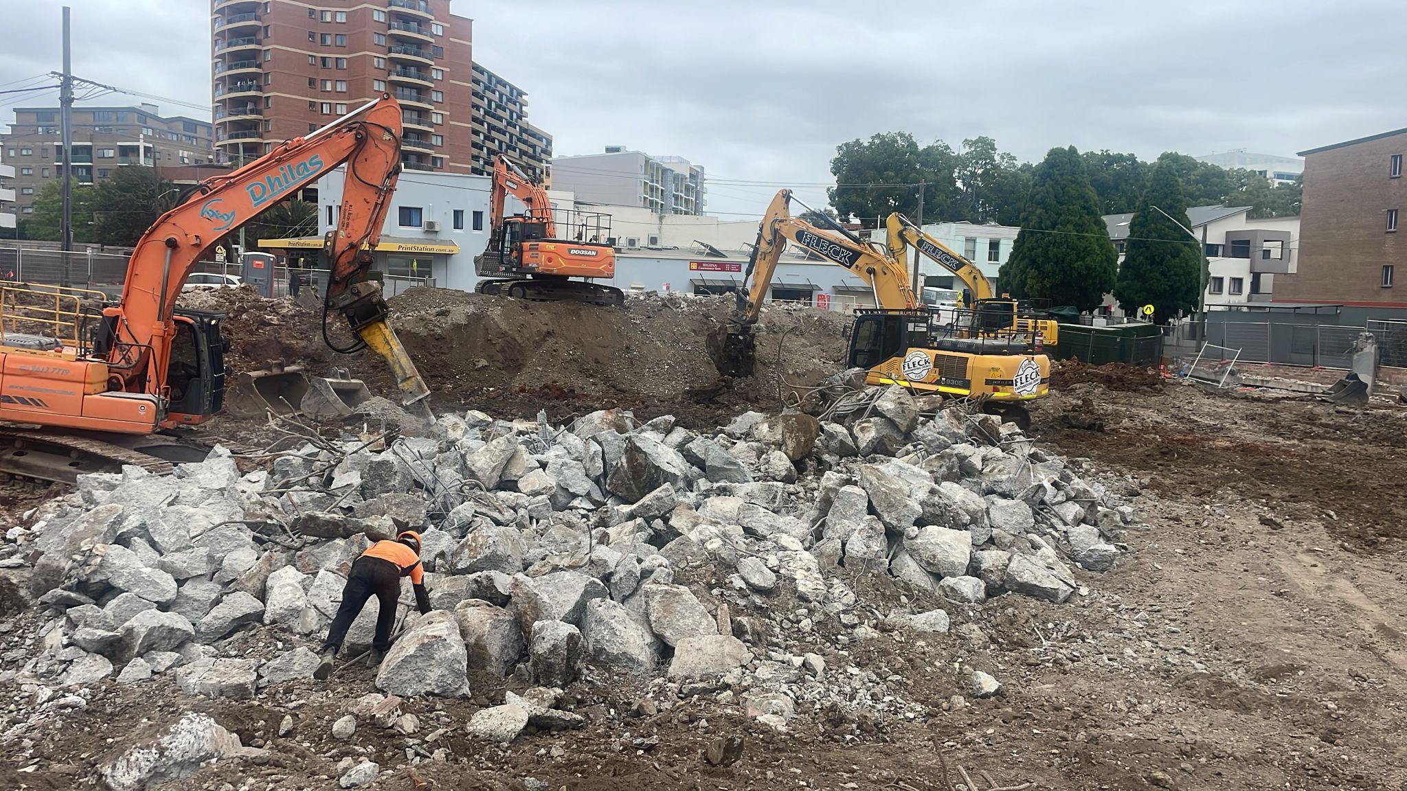 Stratwell About image