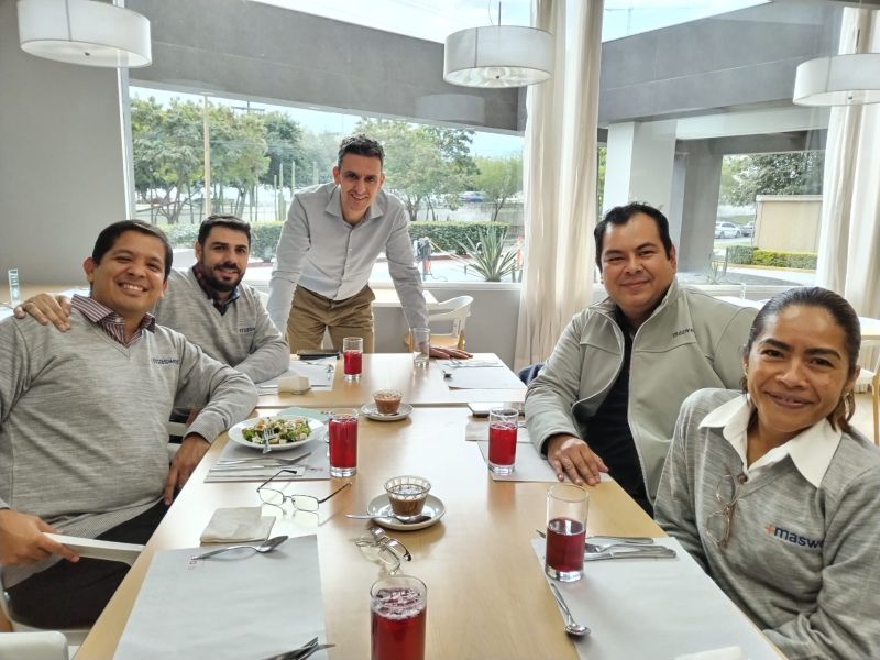 Staff members at the company Maswer