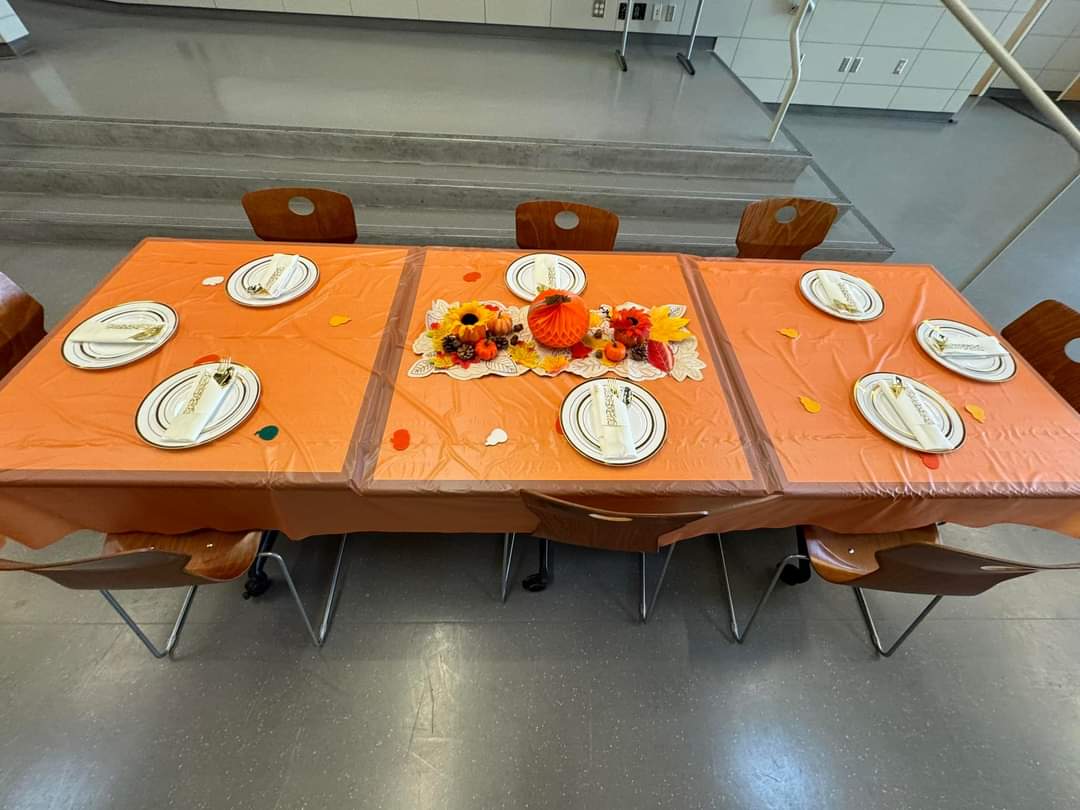 alajawans-table-thanksgiving-dinner-2024-002