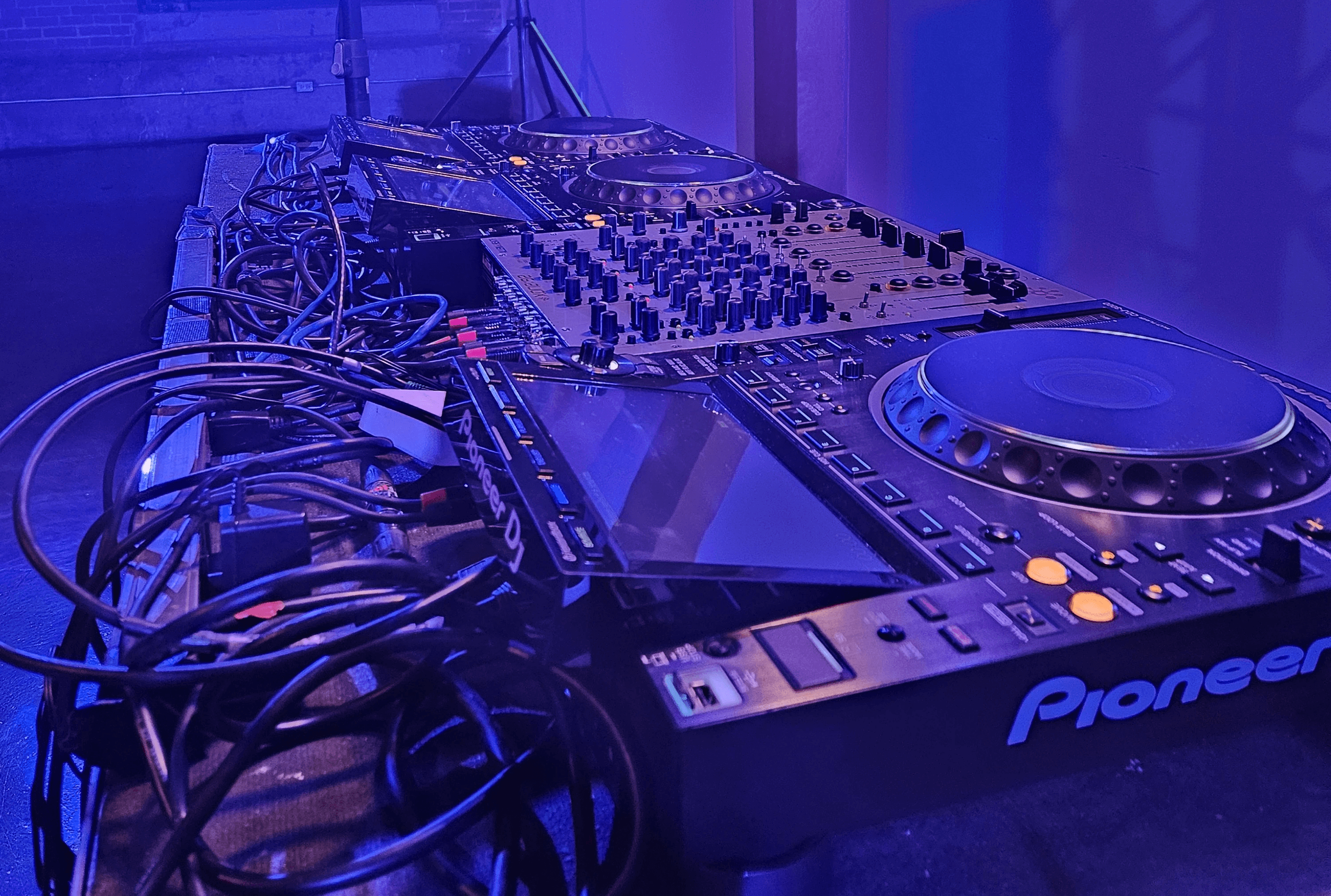 BeatSpec CDJs and Mixer Dj gear