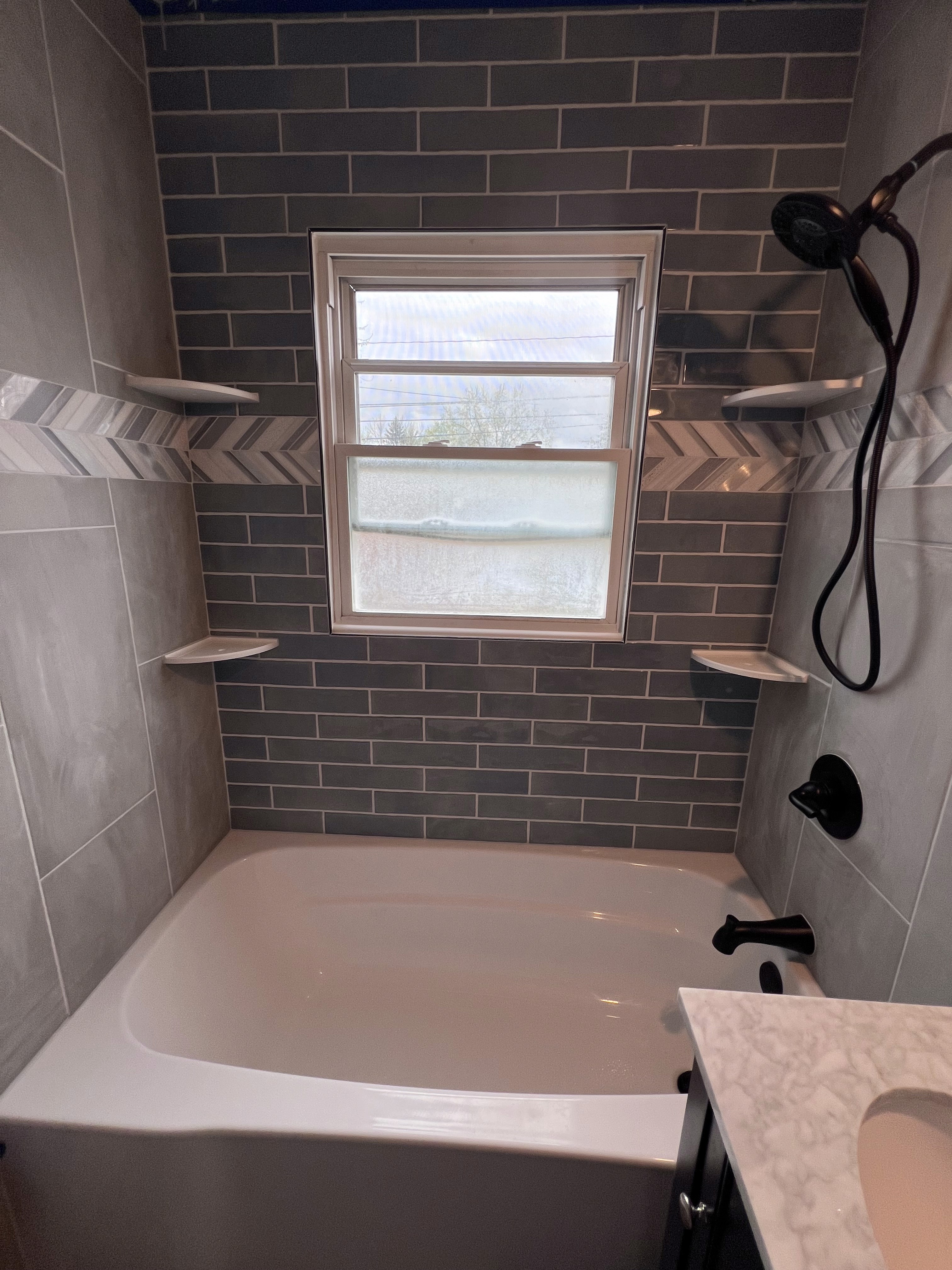 Two Tone LFT + Subway Tub Surround