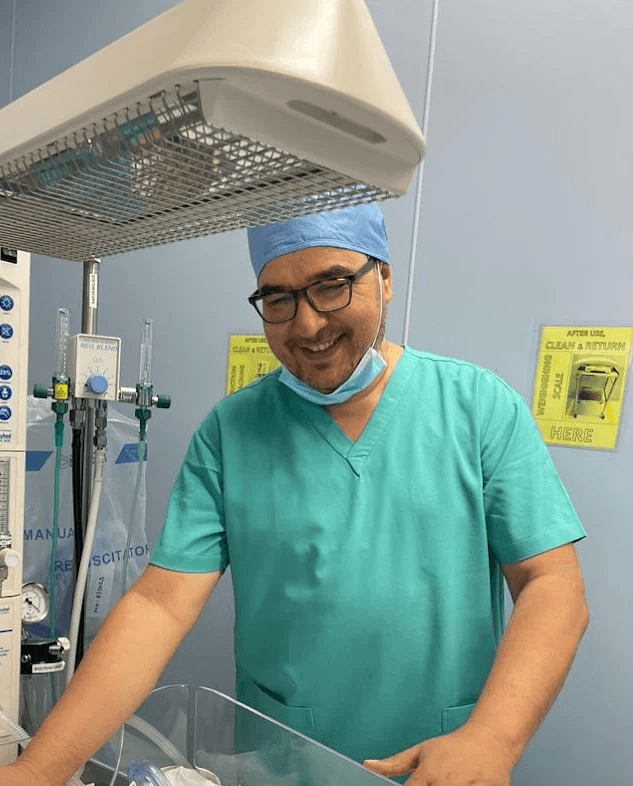 prof. dr. ashraf moawad consultant obgyn ivf at enjab medical center sharjah uae