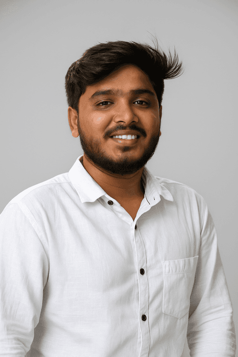 Protrait photo of Ankesh Gandhi