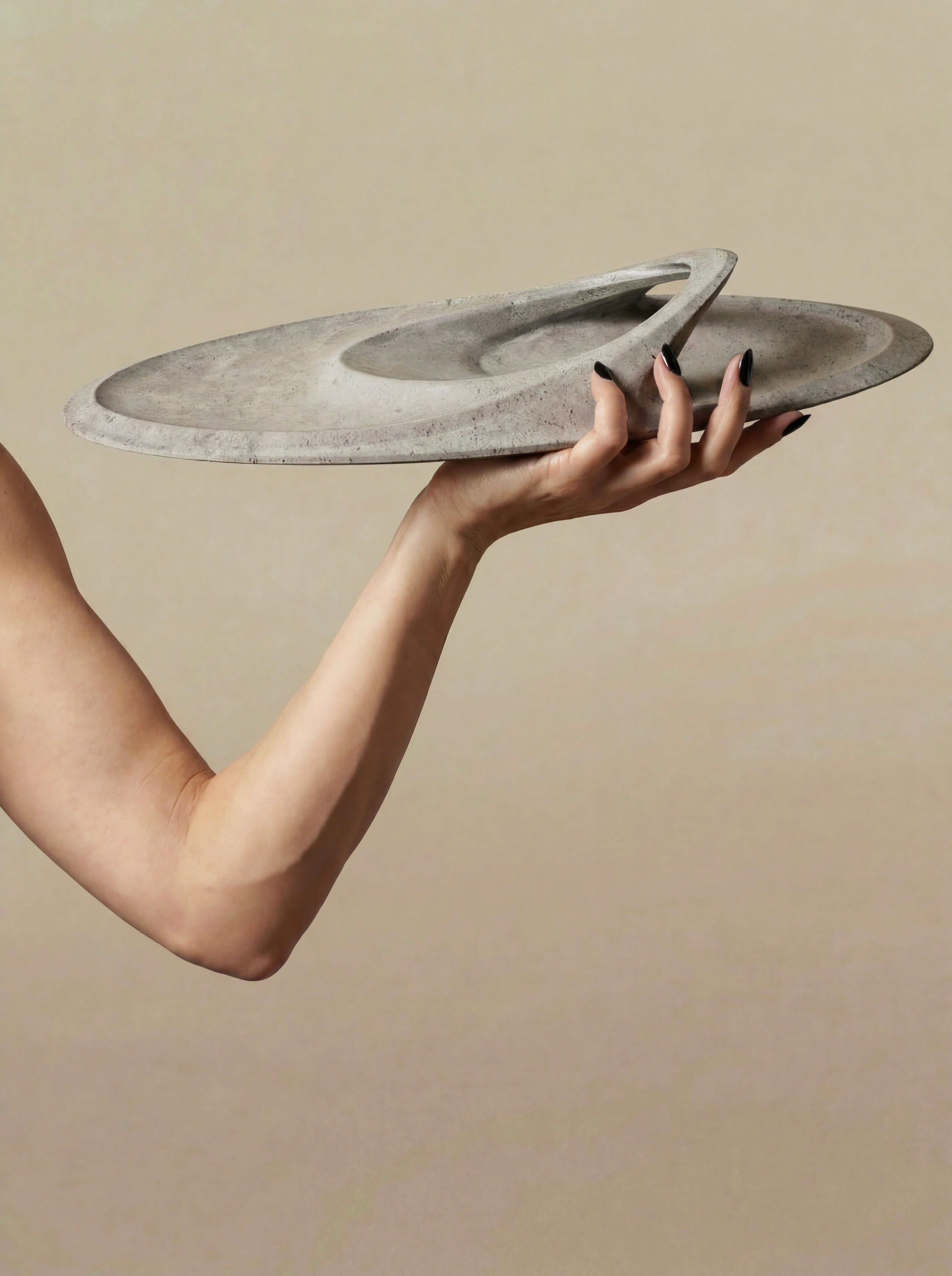 arya-safavi-stellar-tableware-tray-model-photography