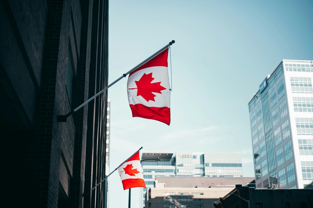 Canada is ramping up its stablecoin issuance activities (Tom Carnegie / Unsplash)