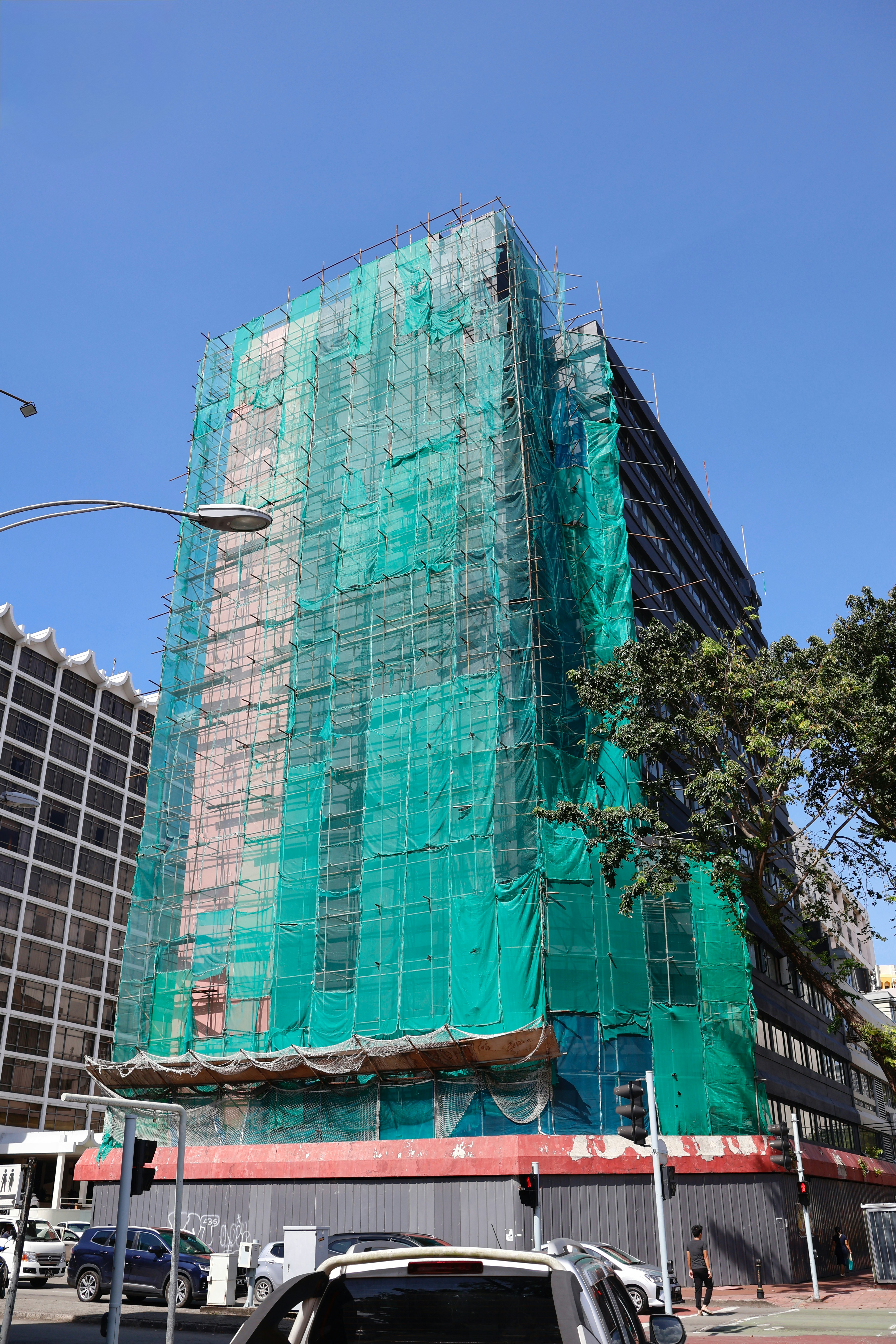Image showing a builder under construction