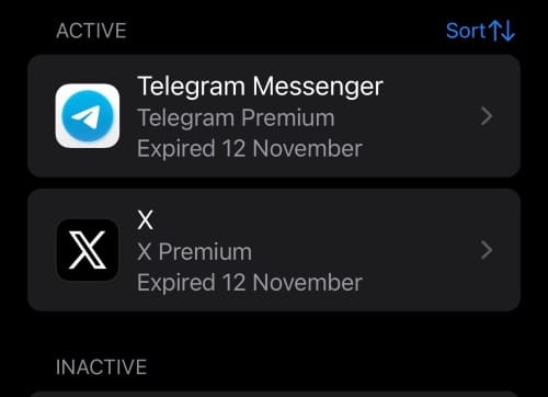 iPhone Subscriptions menu showing active and expired subscriptions