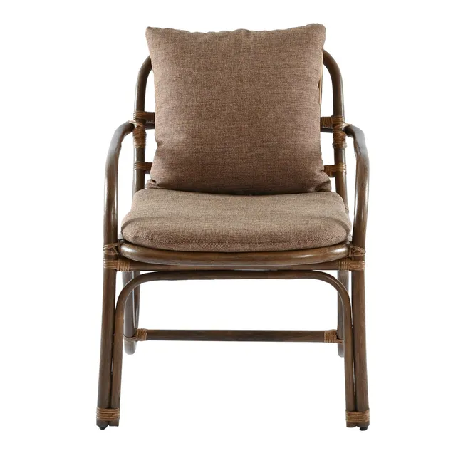 Photo of chair used for Image to 3D