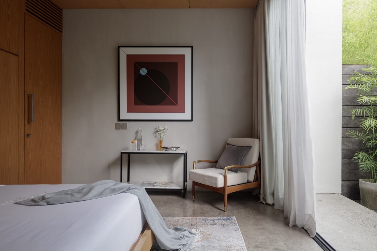 A 2-bedroom townhouse with a private pool in Canggu