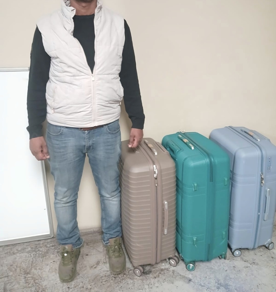Photo:Drug trafficker nabbed with 60kg of Khat at OR Tambo Airport – South African Daily