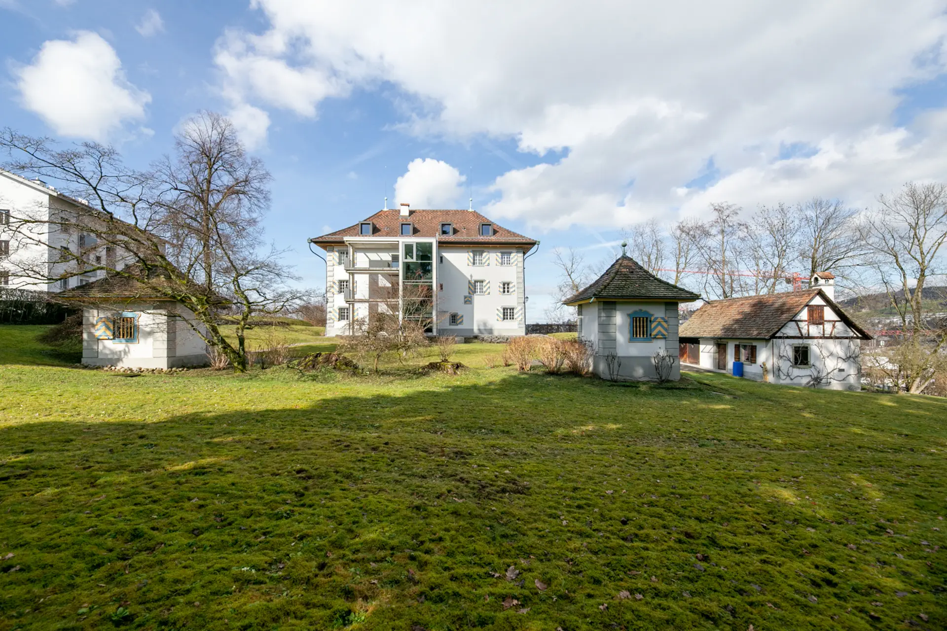 Exklusive Schlossimmobilie in zentraler Aussichtslage in Luzern