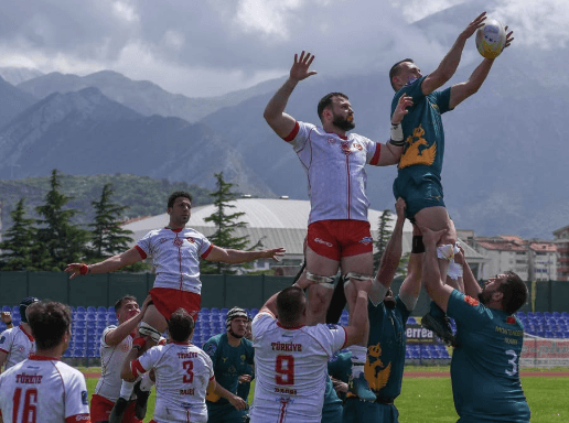 rugby lineout