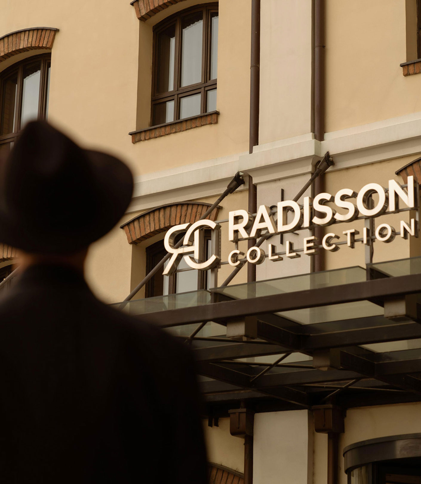 white apple keyboard on white table