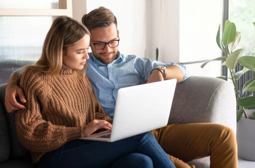 Couple choosing a fertility clinic