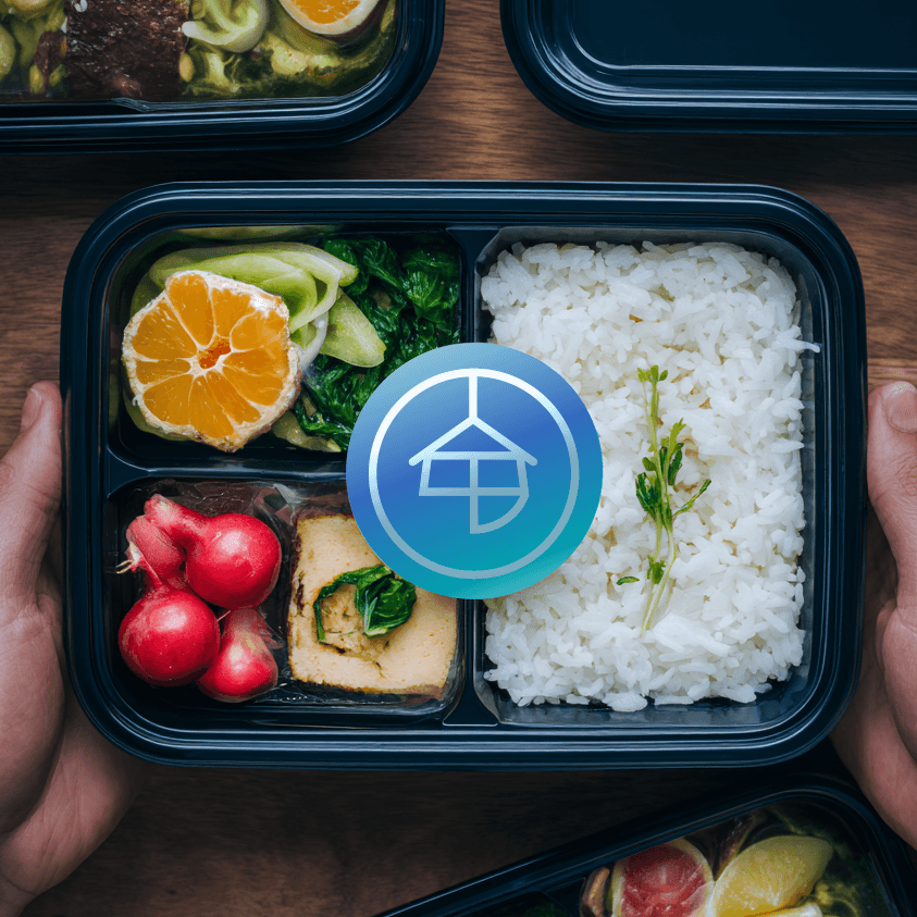 健康便當外帶盒俯拍｜圓形貼紙標籤｜餐飲品牌視覺設計