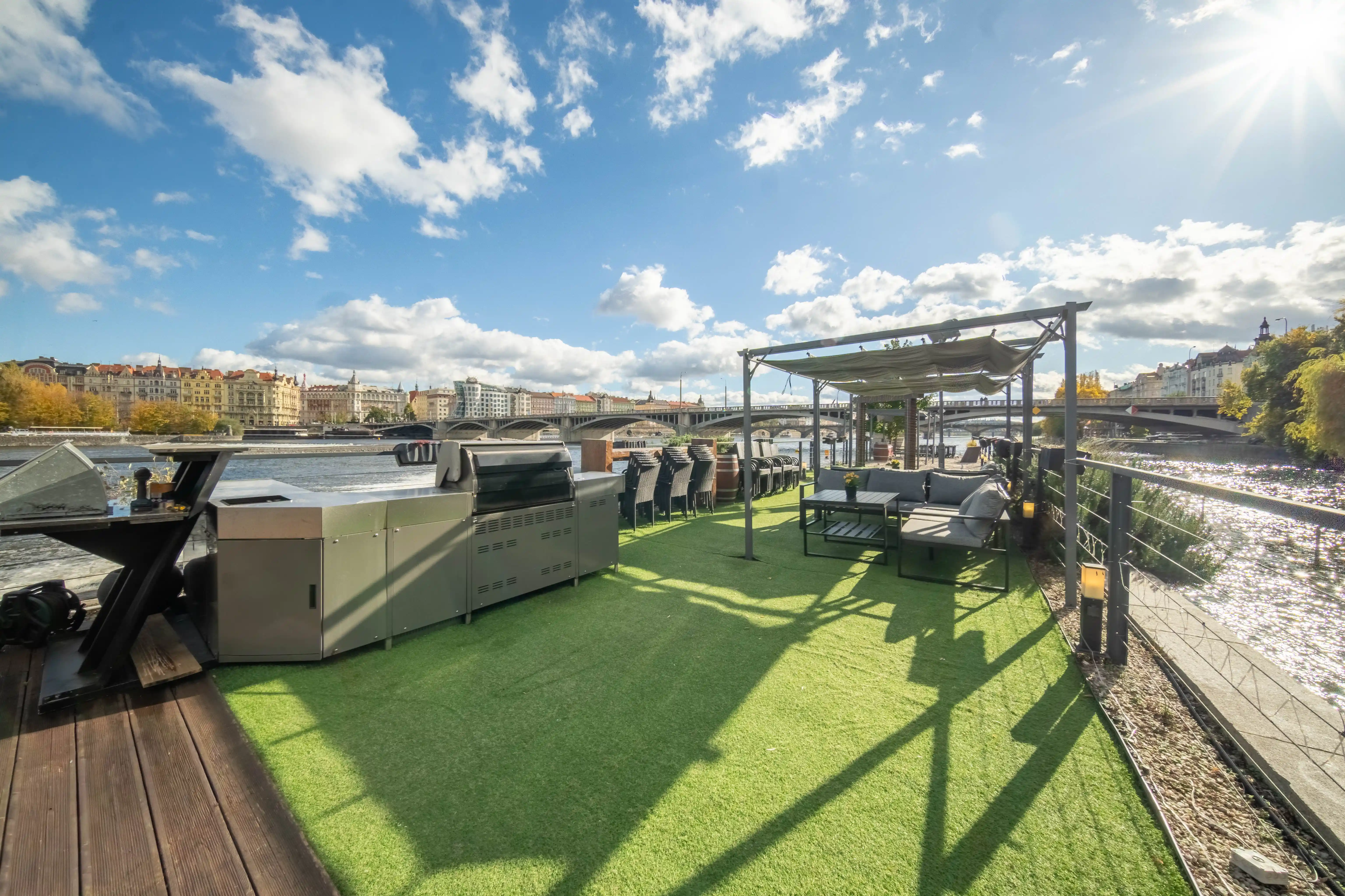 Realitní fotografie restaurace