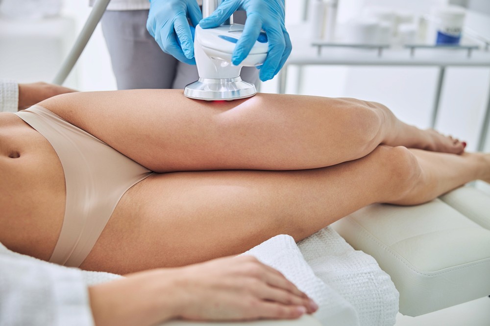 Body contouring treatment being on a patient