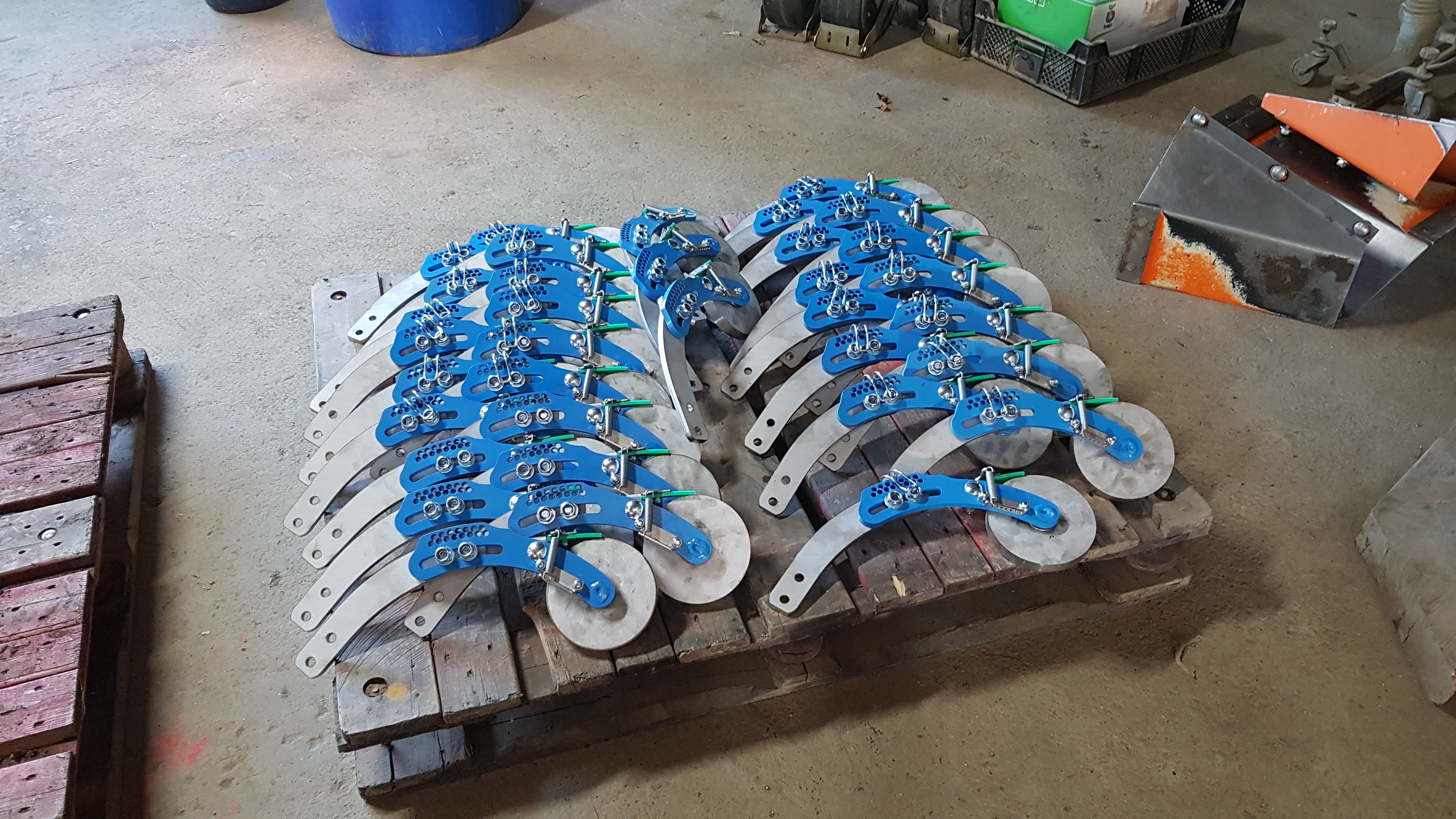 Zaaikouters voor agrarische zaaimachine