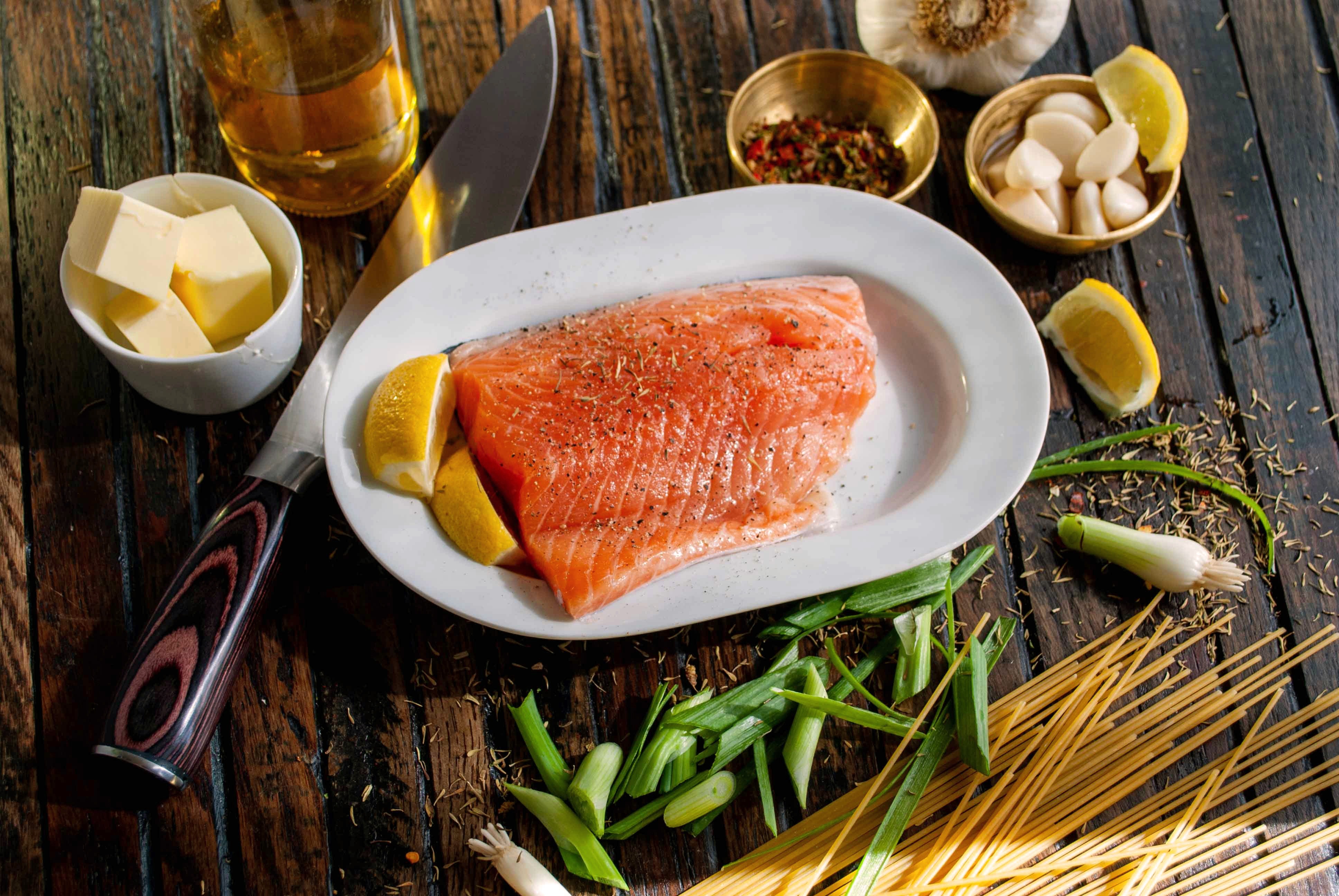 Salmon pre-cooked and lemon