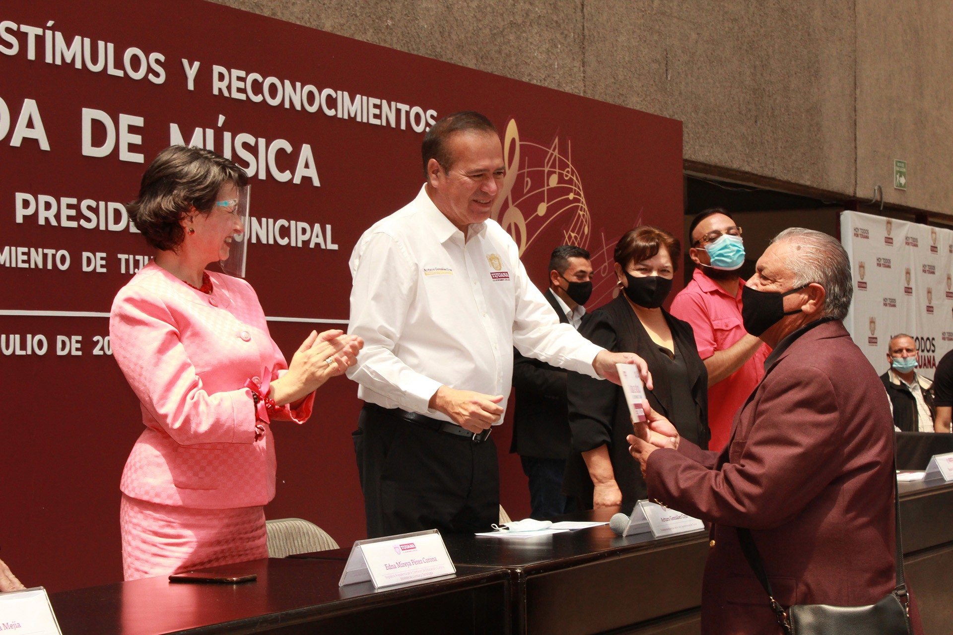 votacion reforma electrica, arturo gonzalez